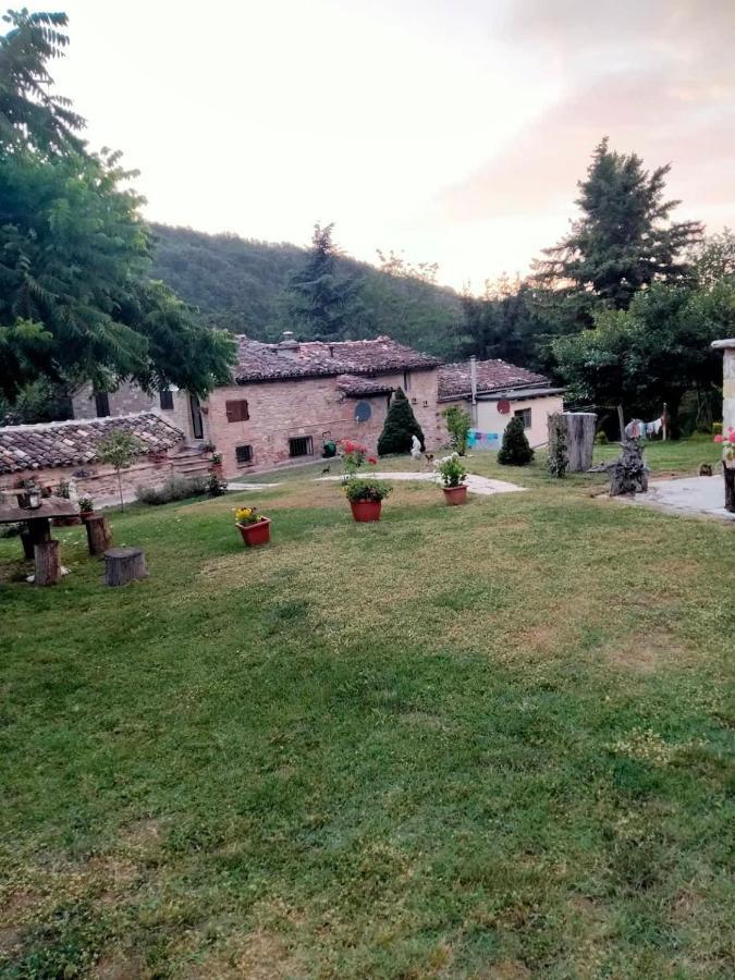 לינה וארוחת בוקר Montefortino Il Giardino Dei Sogni מראה חיצוני תמונה